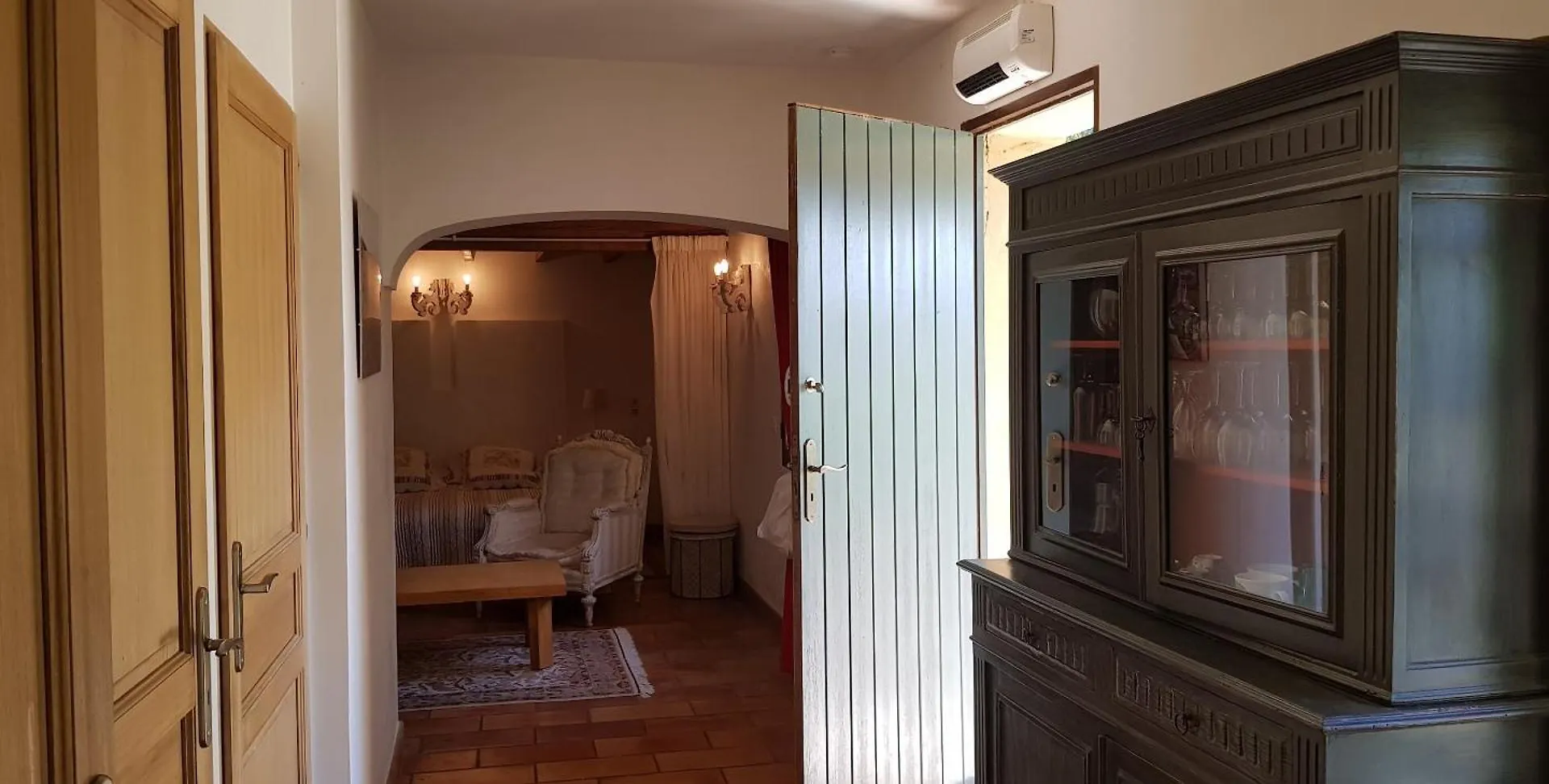 Les Gites Du Domaine De Rhodes Avignon Holiday home