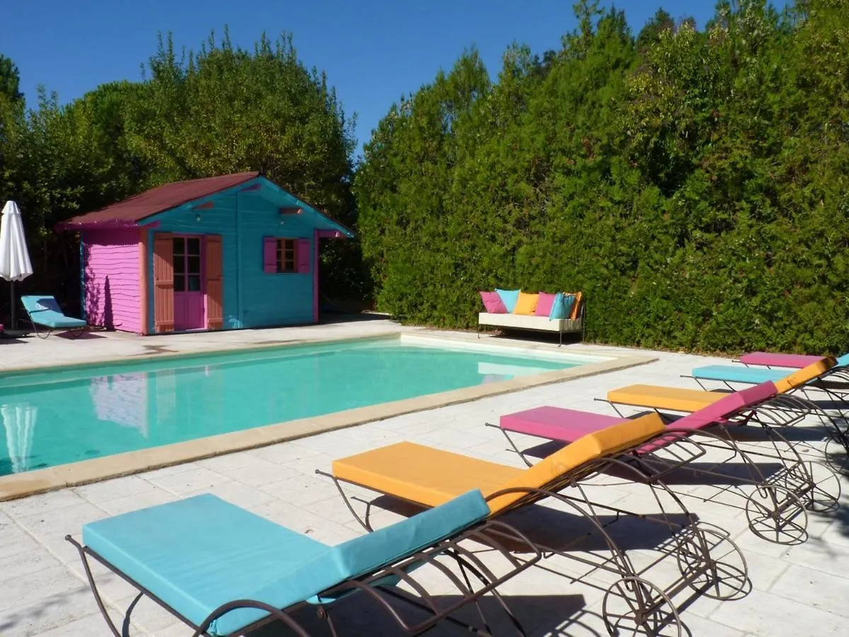 Holiday home Les Gites Du Domaine De Rhodes Avignon France