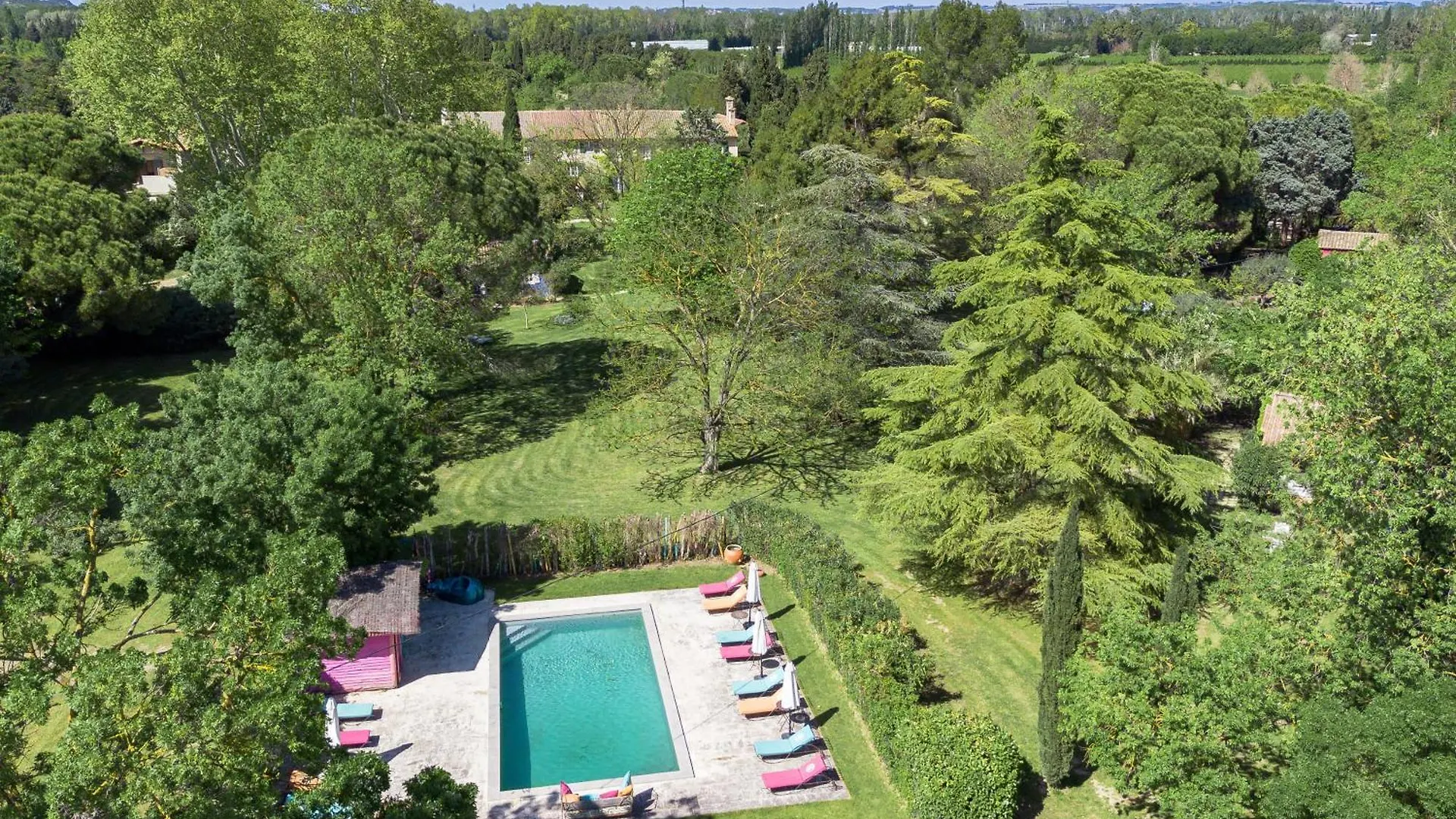 Les Gites Du Domaine De Rhodes Avignon Holiday home