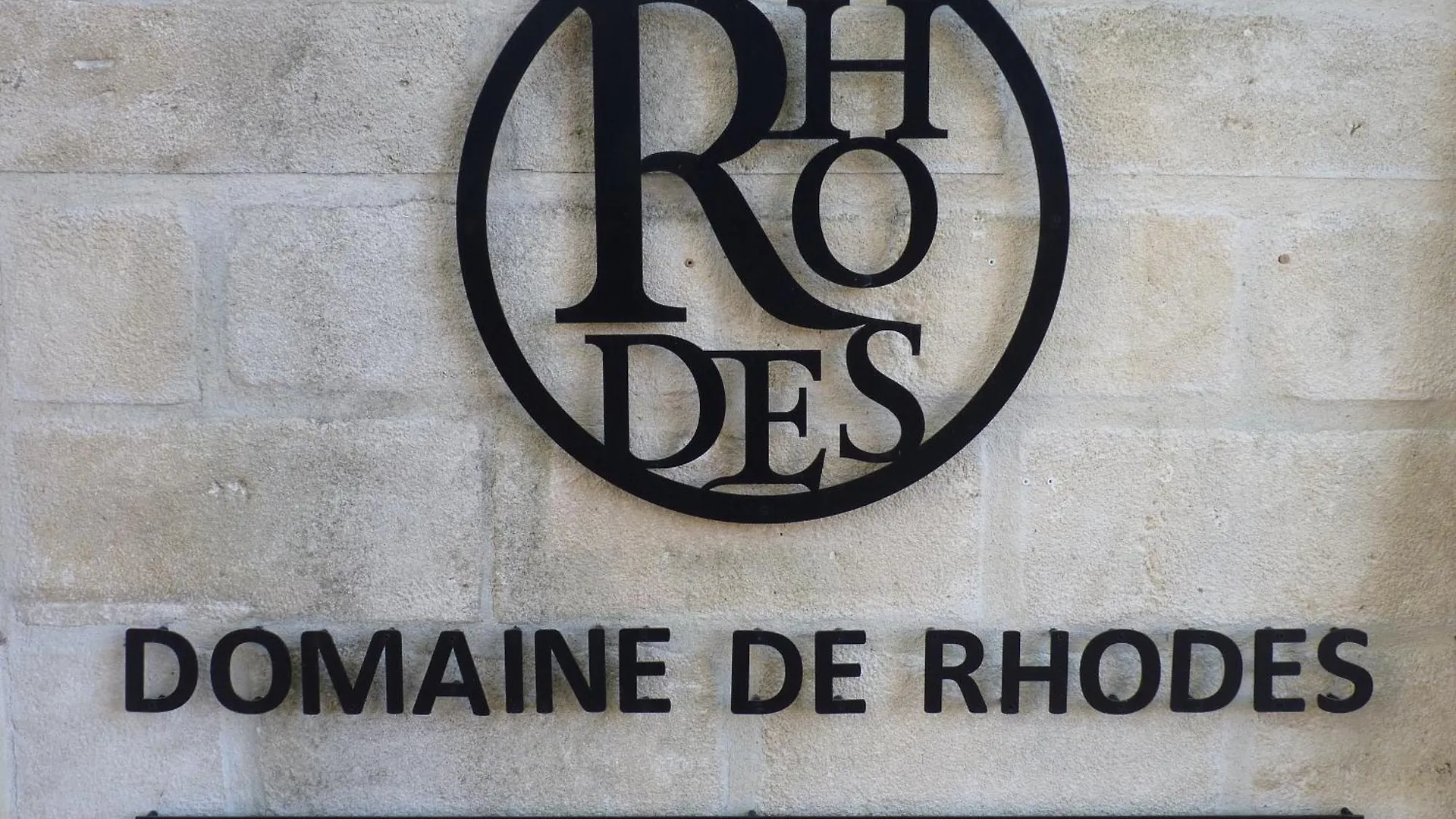 Les Gites Du Domaine De Rhodes Avignon France
